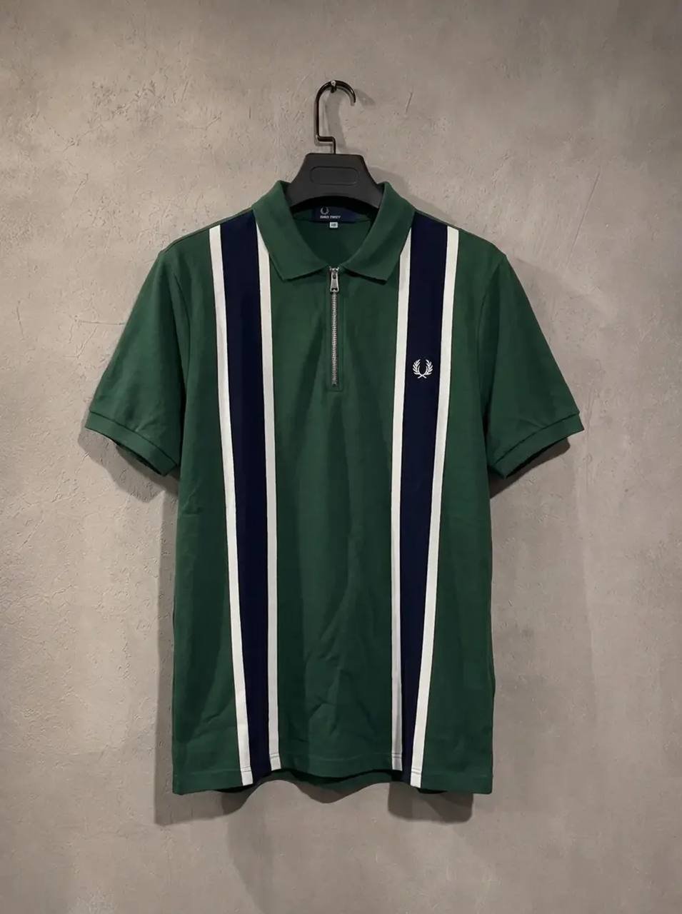 поло Fred Perry